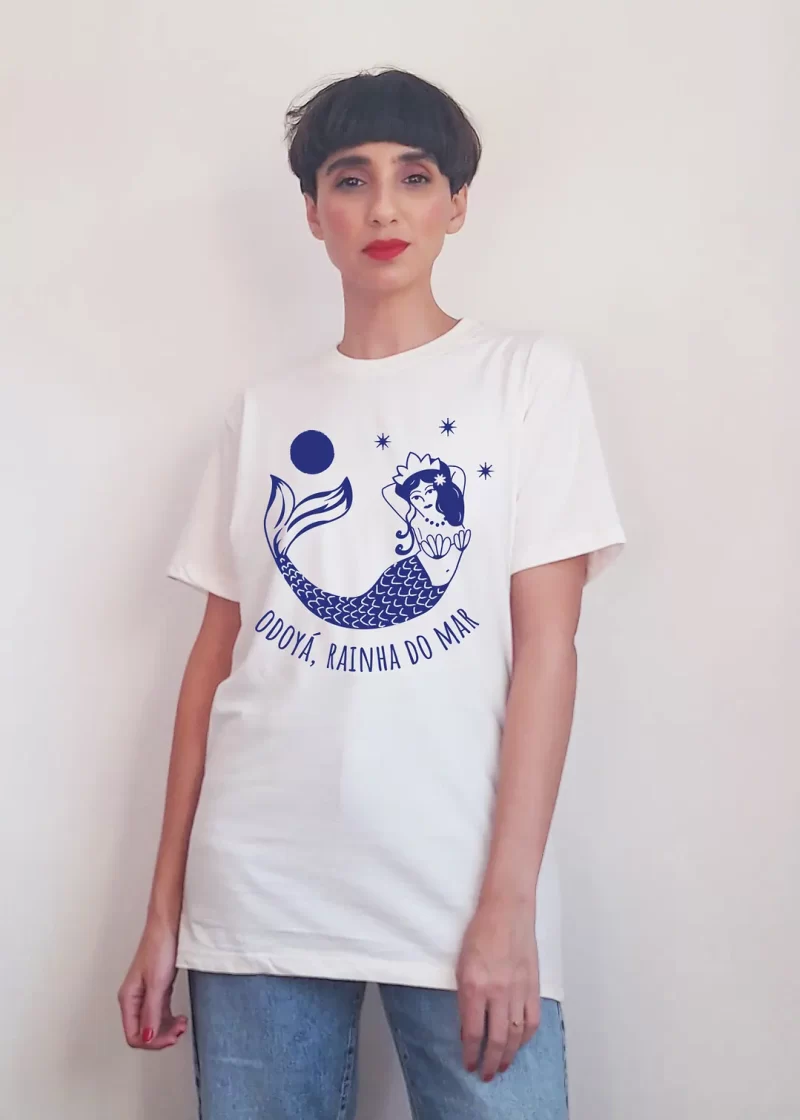 Camiseta Unissex Clássica Odoyá, Rainha do mar - Duas Formigas Design